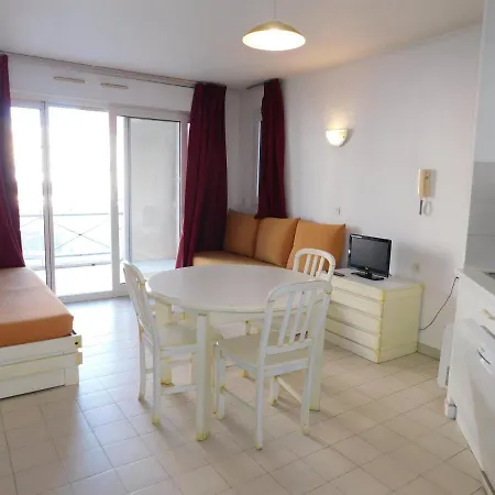 Charmant T2 Residence Les Pins Bleus Proche Mer Apartment *