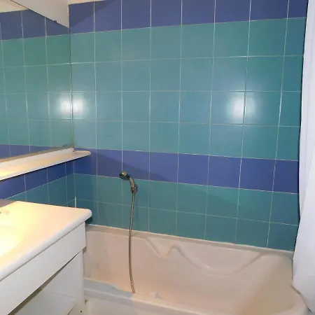 Charmant T2 Residence Les Pins Bleus Proche Mer Apartment *