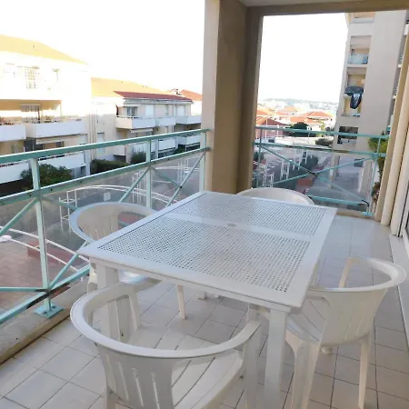 Charmant T2 Residence Les Pins Bleus Proche Mer Antibes